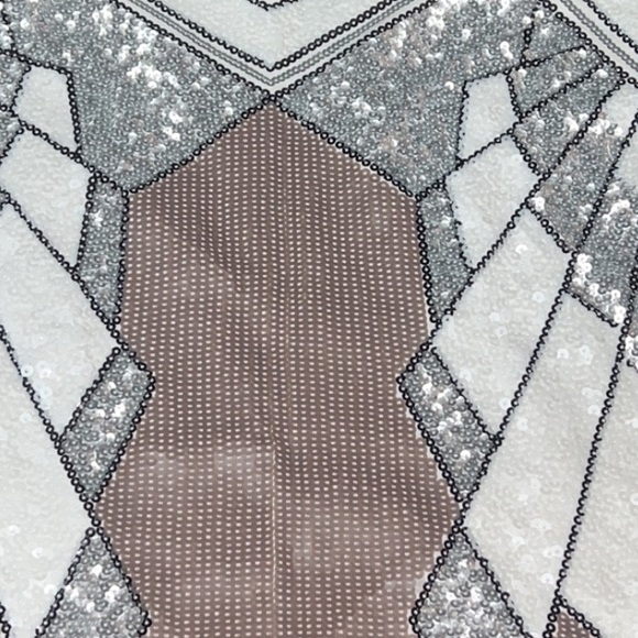 Express Sequin Mini Skirt - Picture 8 of 13